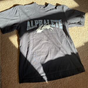 Alphalete men’s dark grey T-Shirt
